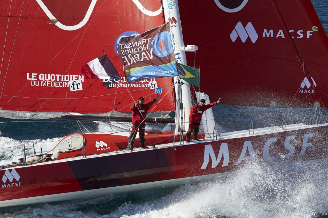 09-2015, OUTSIDE, ILE DE GROIX, FRANCE, IMOCA, MONO, MACSF, BERTRAND DE BROC, MARC GUILLEMOT, TJV2015, HELI, OCEAN MASTER