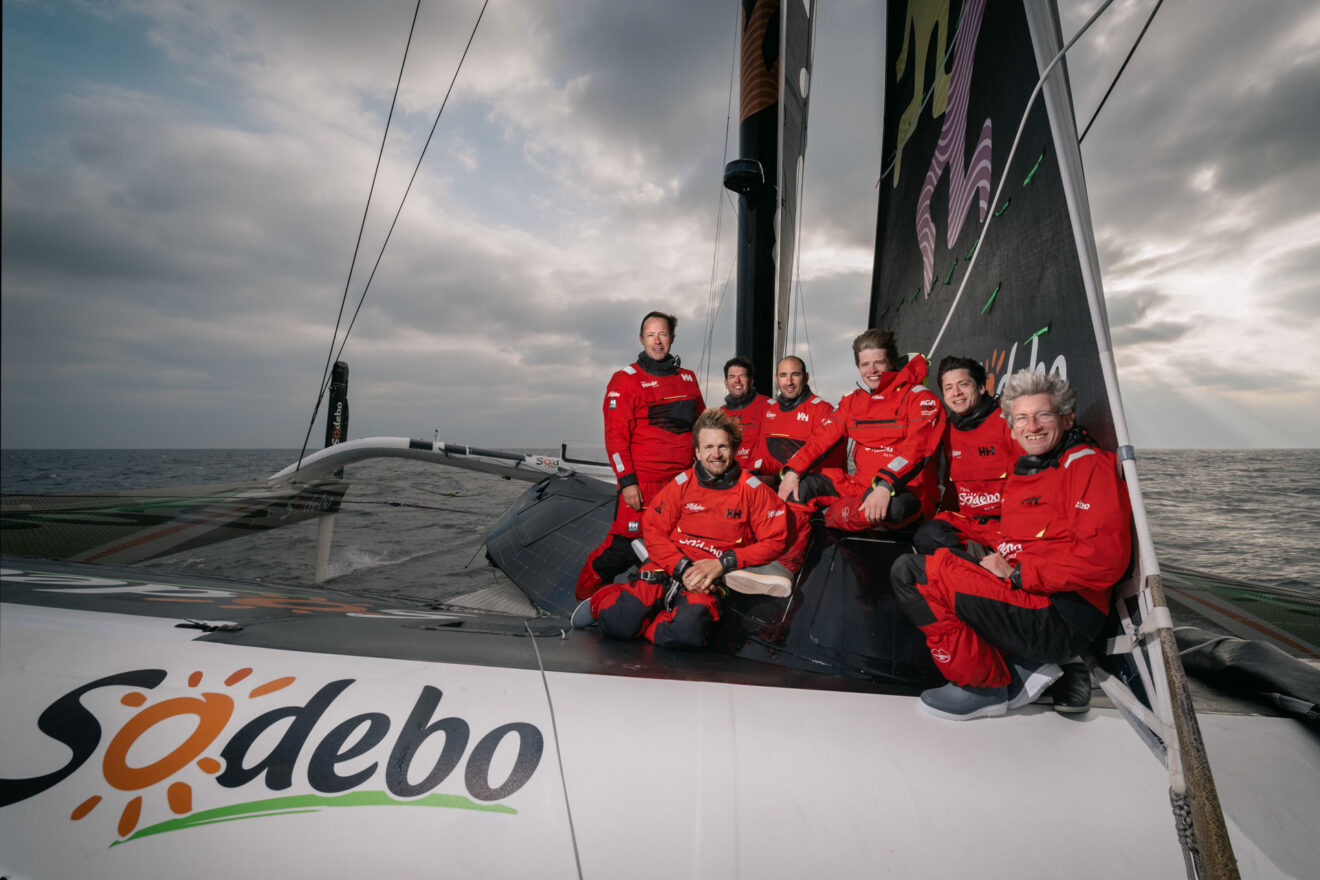 Records Trophée Jules Verne 2024 Sodebo Ultim 3 passe l’équateur avec plus de 15 heures d